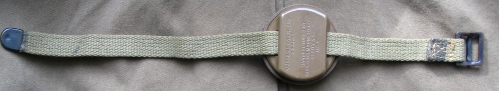 Paratrooper wrist compasses - Paratrooper.be