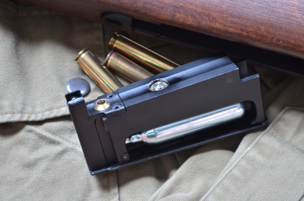 Apple-Airsoft-Springfield-M1903A3-CO2-magazine